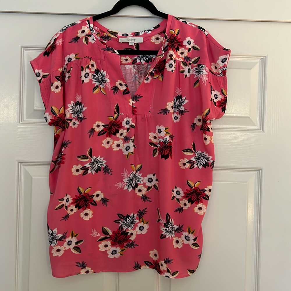 Loft Split Neck Mixed Media Top - size large